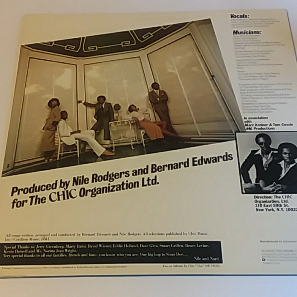 Chic vinyl - Picture 2 of 4